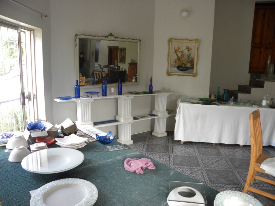 5 Bedroom Property for Sale in Wavecrest Eastern Cape